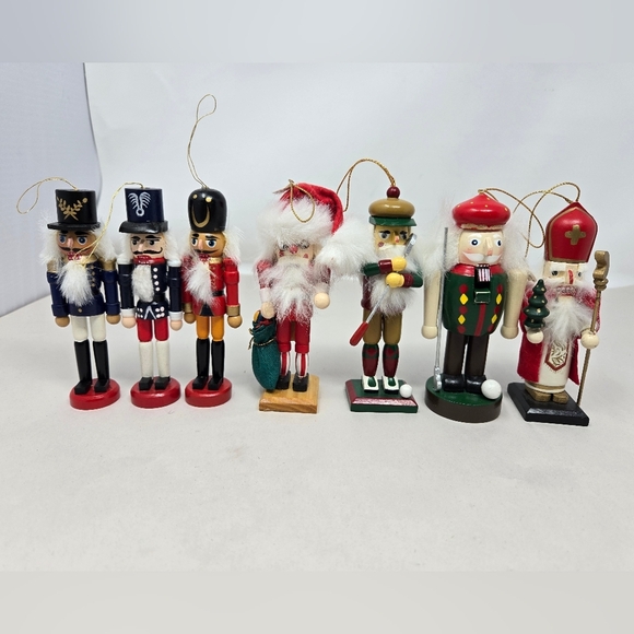 Christmas Nutcracker Tree Ornament 3 Soldier 1 Santa 2 Golfers 1 King Wooden 5in - Picture 2 of 10